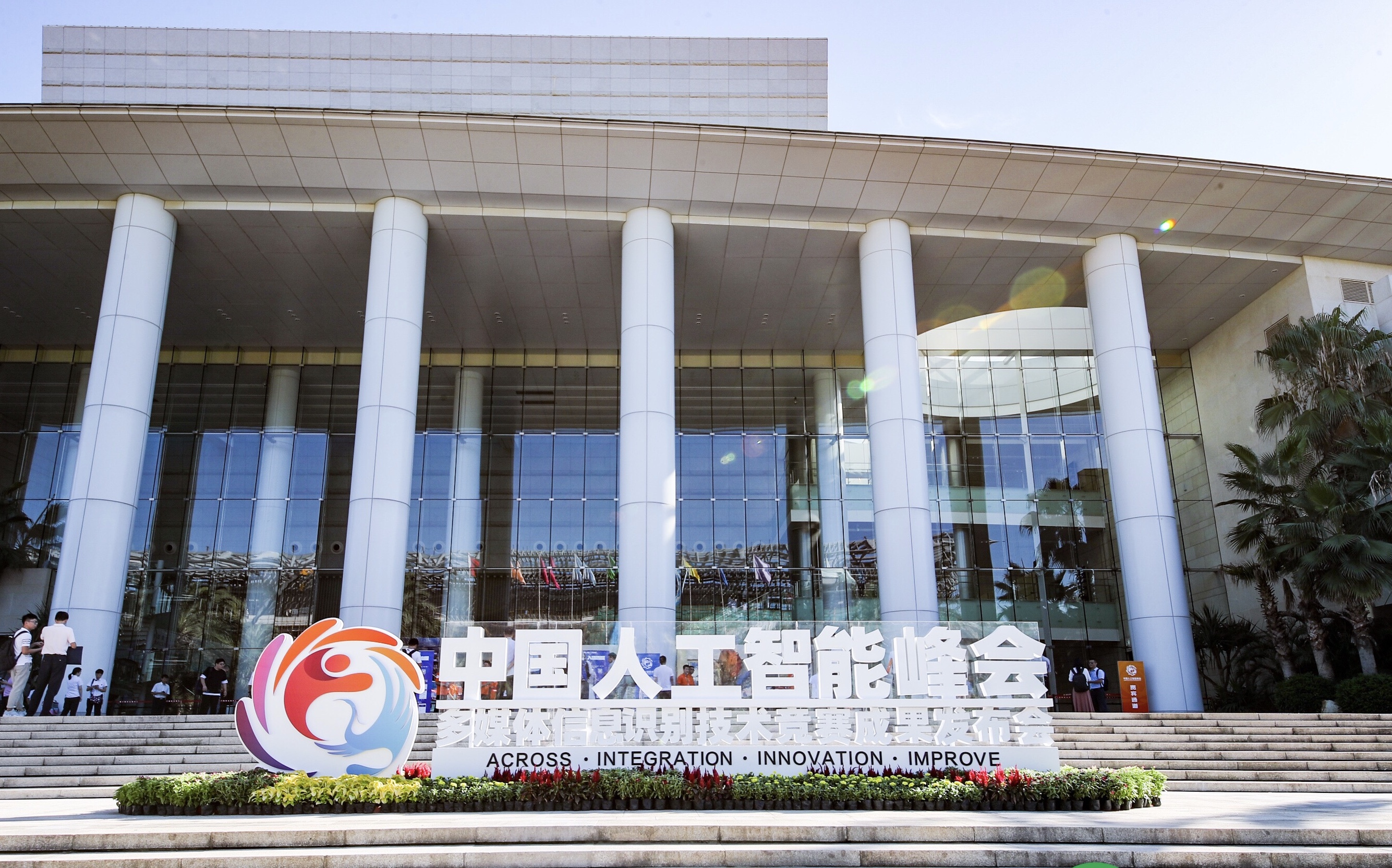 1566548980327435lhoL.jpg 1.jpg